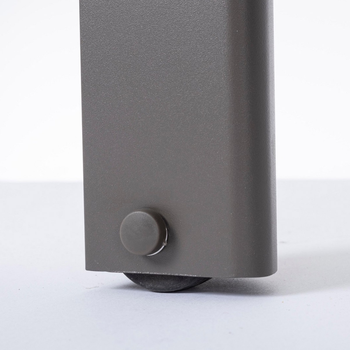 Lettino prendisole Skipper New con ruote, colore Coffee Bizzotto